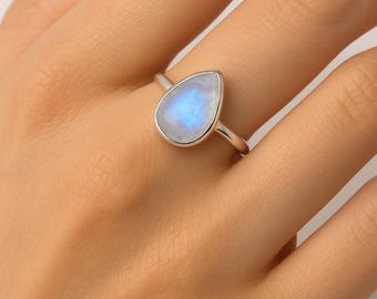 Rainbow Moonstone Ring, 925 Sterling Silver Rings, Statement Ring, Gemstone Ring, June Birthstone Ring, Ring For Gift Ring, Christmas Gifts