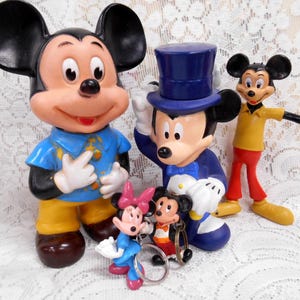 Collection of Vintage Mickey & Minnie Mouse Collectible Toys and Key Chains, A Bendy, Two Vinyl Dolls and Two Key Chains