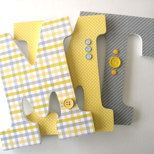 Decoración para habitación infantil, letras de madera personalizadas en amarillo y gris, para habitación de bebé, letrero con nombre personalizado, regalo para mamá primeriza, accesorio para fotos.