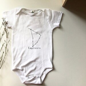 Steinbock Sternbild Bio Baby Body