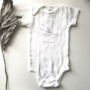 Stier Sternbild Bio Baby Body