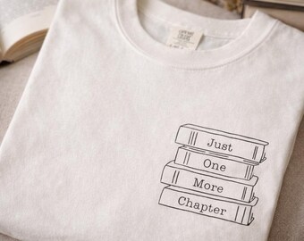 「Just One More Chapter」Tシャツ