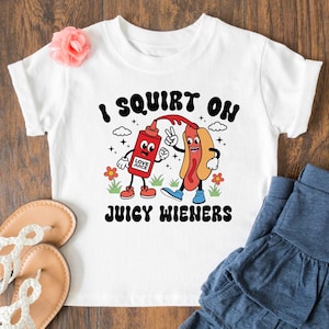 Jag sprutar på saftiga wieners Svg, roliga t-shirts Svg, Cricut, sublimering, vuxenhumor Svg, rå humor Svg, skämtgåva Svg, skämtgåvor Svg bild 5