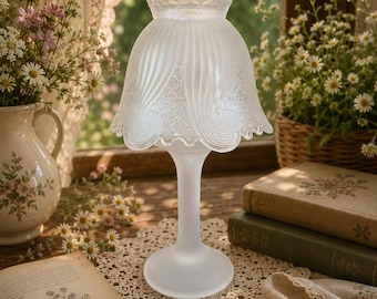 Lámpara de hadas de cristal satinado esmerilado / Portavelas de pedestal con diseño de espiral acanalada, decoración estilo cottagecore