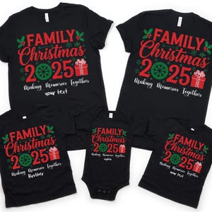 ファミリークリスマス2025シャツ、カスタムマッチングホリデーシャツ、パーソナライズクリスマスグループTシャツ、面白いお祭りクルーネック、クリスマスファミリー衣装