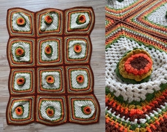 1970s Vintage Hand-Knit Granny Square Afghan / Throw / Blanket / 70s colors