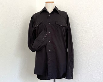 Vintage Wrangler Cowboy Cut Regular Fit lange mouw Zwart Snap Western Shirt Single Needle Tailoring X-Long Tails 15 1/2 - 34