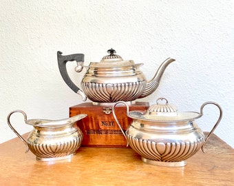 1930s Art Deco Sterling Silver Tea Service 4-Piece Set Edward Viner Sheffield England Tea Pot Creamer Sugar Bowl Antique Gift Home Decor