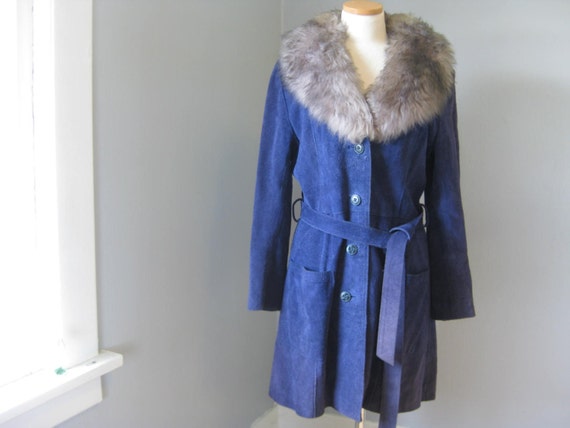 1970s Vintage Royal Blue Suede and Grey Shearling… - image 6