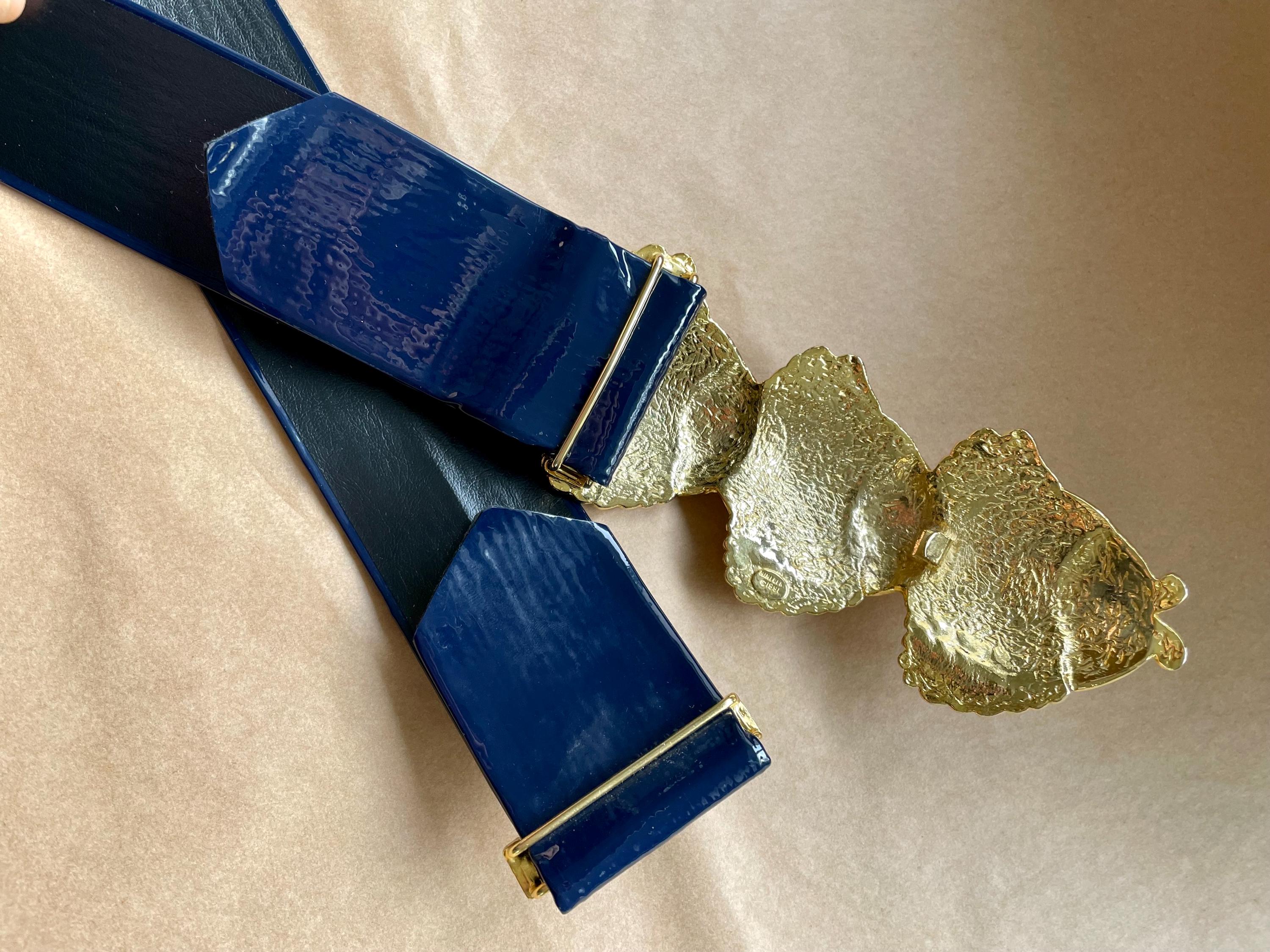 Vintage 1991 Mimi Di N Gold Tone and Rainbow Enamel Triple Fish Belt Buckle HTF Vintage Mimi Di N Rainbow Fish Belt: Goldtone Buckle, Navy  main image 3