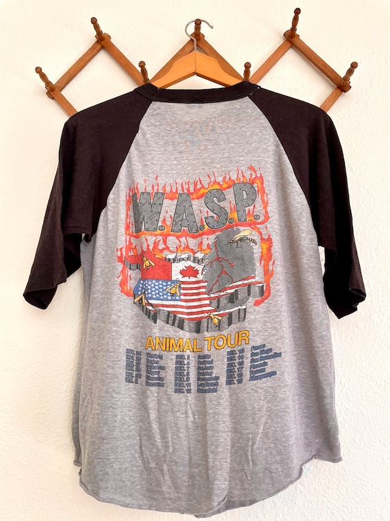 1980s Vintage WASP Animal Tour Raglan Shirt Concer Shirt 1980s Vintage WASP Animal Tour Raglan Shirt Concer Shirt