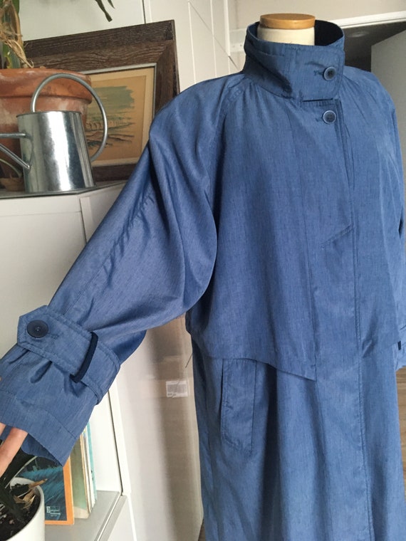 1980s Vintage UTEX Blue Trench Coat / Raincoat / … - image 3