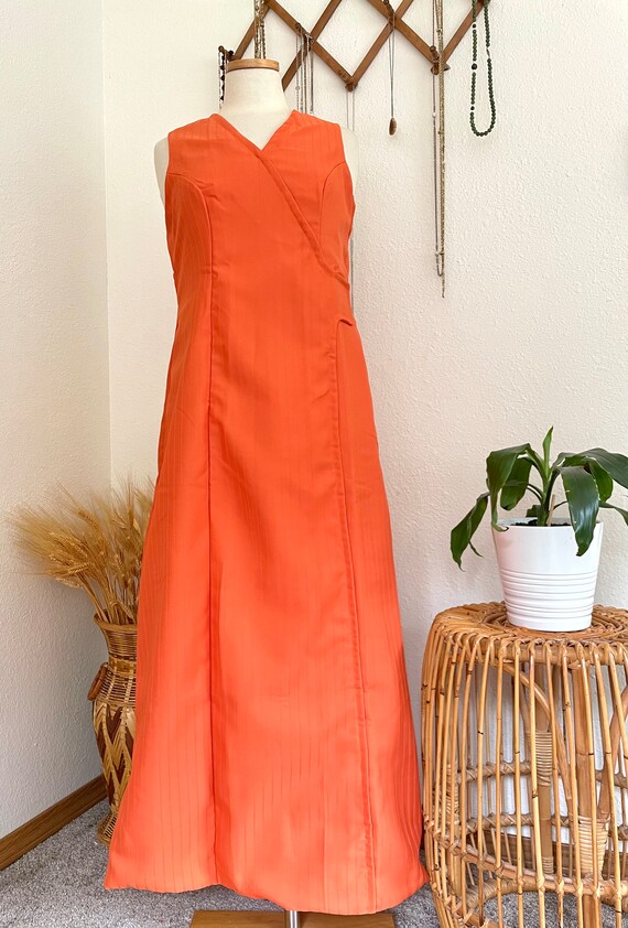 70s Vintage Mod Orange Maxidress / Handmade / Pum… - image 2