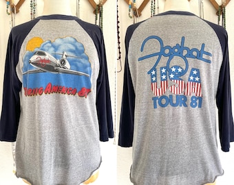 1980s Vintage FOGHAT Concert Tour Shirt / Foghat Touring America 81 / Classic Rock Band Tshirt / Raglan / Medium