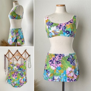 Jaren '50 Vintage 2-delig badpak Bikini badpak Speelpak Pinup tropische bloemenprint afbeelding 2