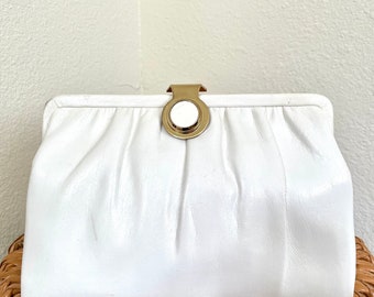 1980s Vintage White Leather Gold Clasp Clutch with Removable Shoulder Strap