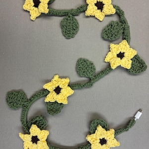 Crocheted Sunflower & Vine Phone Charger