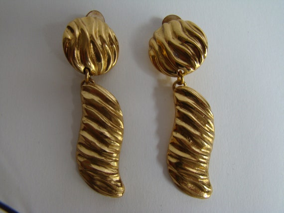 Rochas Earrings