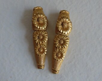 Escada daisy  earrings