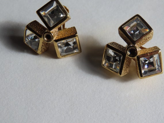 Louis Feraud 3 Squares With Mineral Stone Earrings 