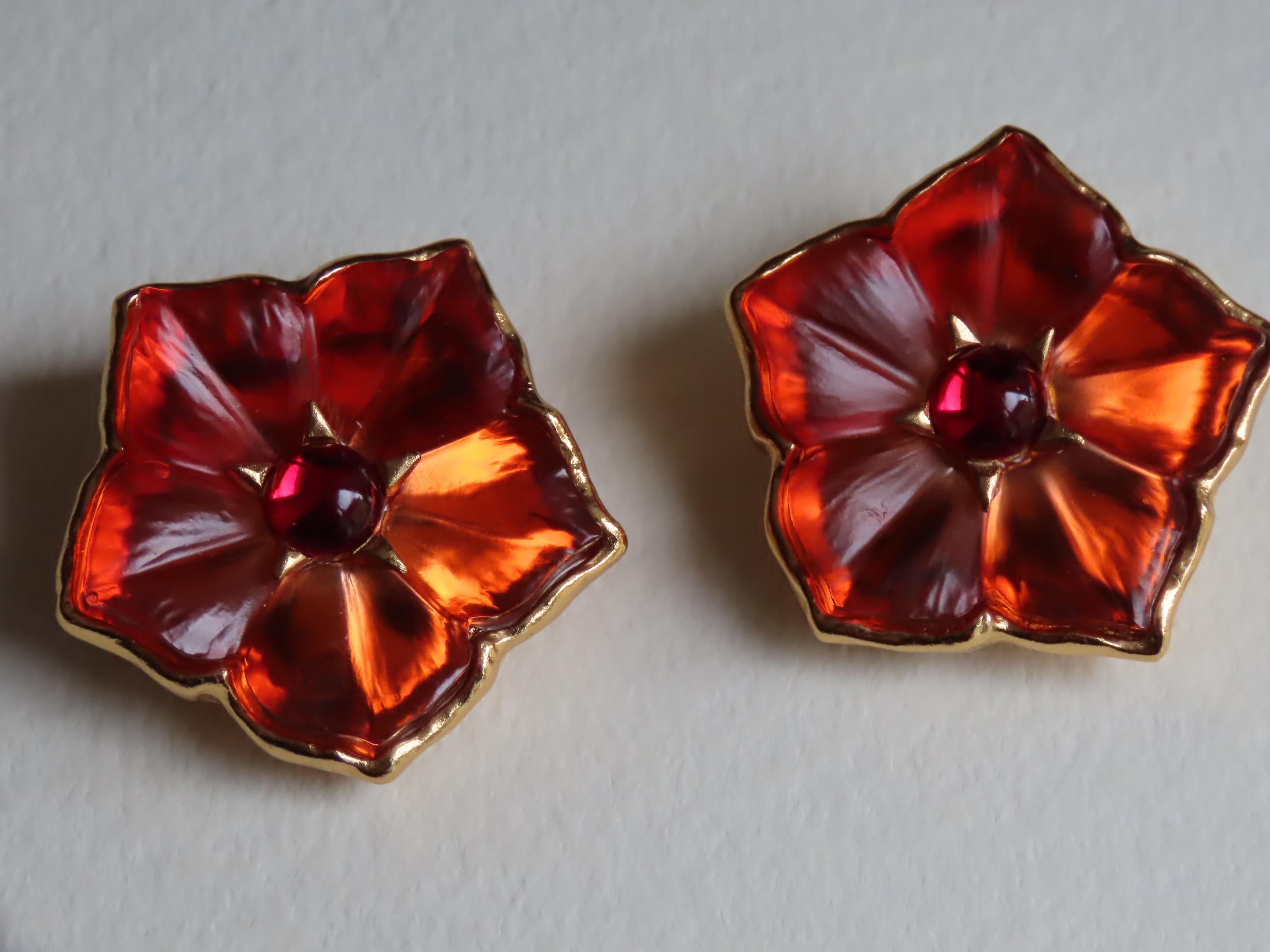 ケンゾーのフラワーイヤリング - Etsy 日本