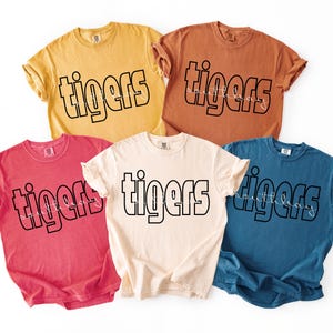 Custom Team Name Shirt, High School College Football, Baseball Pennant, Personalized High School Sweatshirt Softball T-Shirt Comfort Colors®