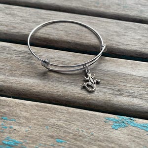 Lizard Charm Bangle Bracelet - Adjustable