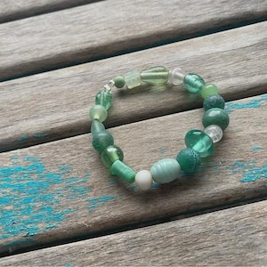 Mint Green Glass Beaded Bracelet: Stretchy One-of-a-Kind Design