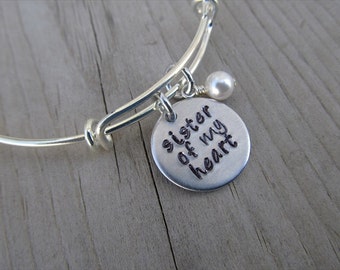 Sister of my heart Bracelet- Best Friend Bracelet, Cousin Bracelet "sister of my heart" with an accent bead of your choice- Gift for Friend