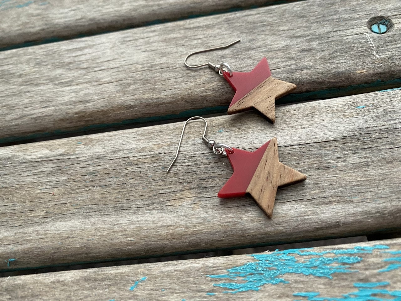 Wood and Red Star-shaped Earrings - Etsy