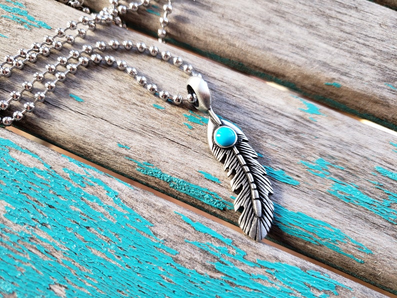 Men/'s Necklace with Feather Charm on Chain of your choice Men/'s Feather Necklace