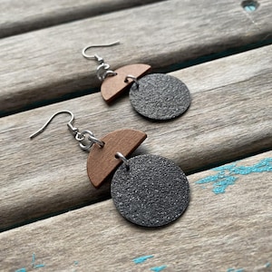 Wood and Textured Black Earrings