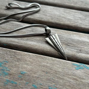 Arrowhead Necklace- Unisex Necklace- S1