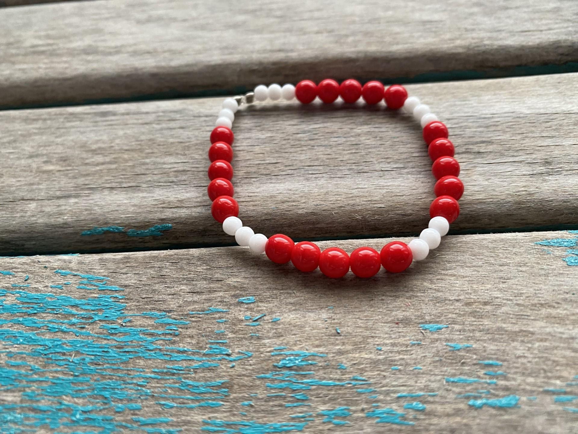 Red and White Beaded Bracelet - Stretchy Bracelet in Redish/orange
