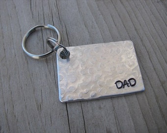 Gift for Dad- Keychain- Father's Keychain "DAD"- Keychain- Textured