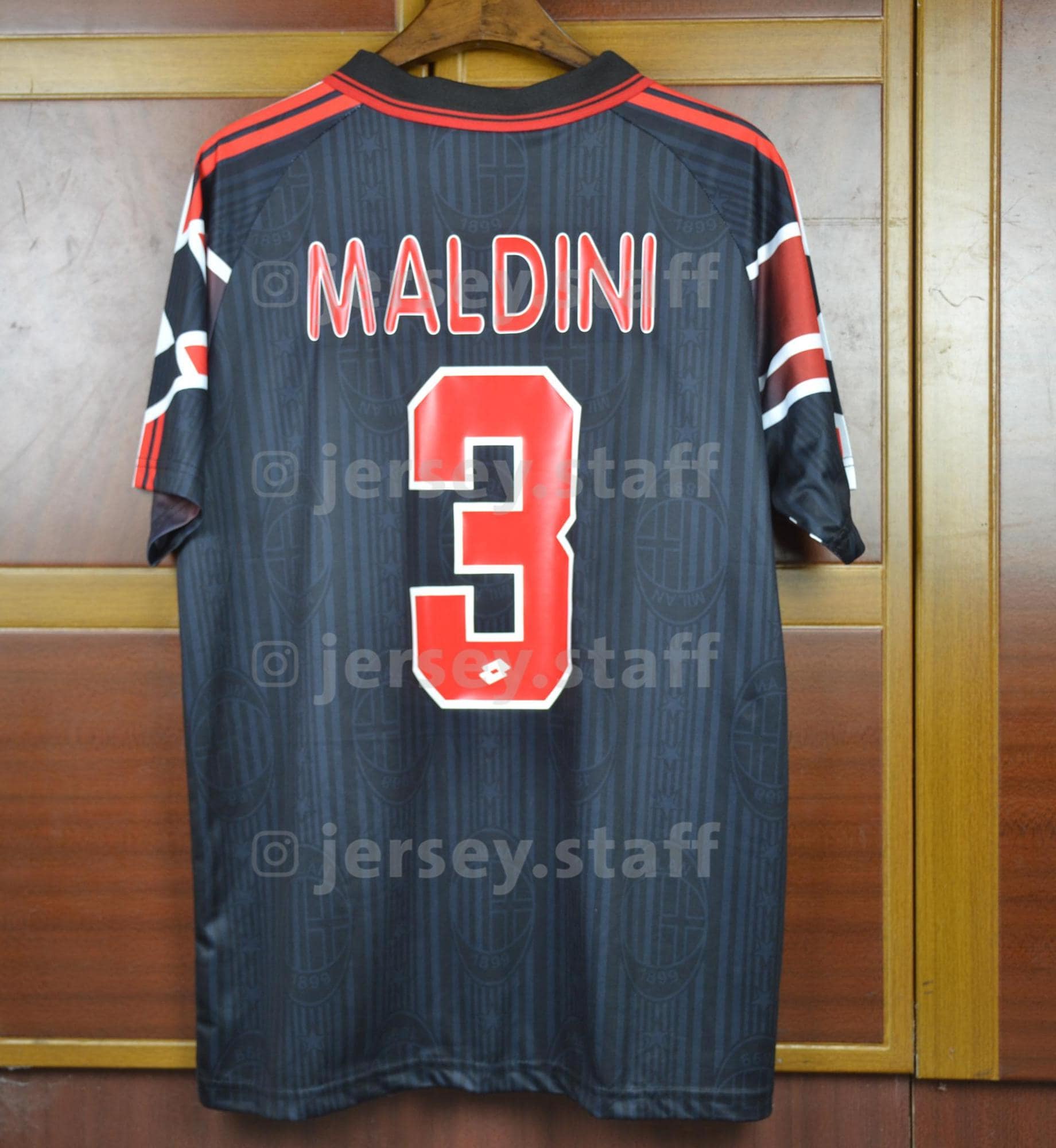 AC ミラン　OLD HOME JERSEY (Made in ITALY) AC Milan Retro Collection | Buy on AC Milan Store