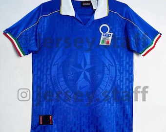 Maillot de foot rétro domicile équipe d'Italie N°10 TOTTI 2006-2007