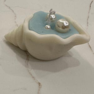 Seashell Candle