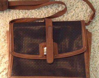 VTG Stepan Italy, Leather Shoulder Bag, Dark/Light Brown, Textured Panels, Chic