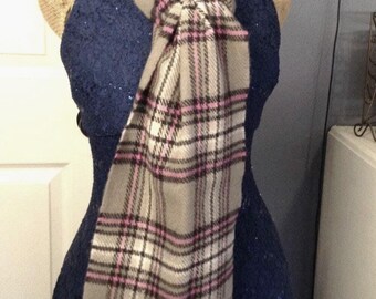 VTG 1990 Blarney Woollen Mills Ireland Scarf Plaid Wool Fringe Y2K Collegiate
