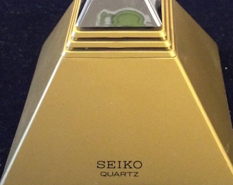 VTG 70-80's Seiko QEK-101G Digital Quartz Desk Clock (WORKS) Post Modern Memphis
