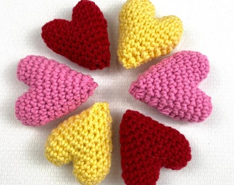 CROCHET PATTERN for a Valentine's Day Heart Garland