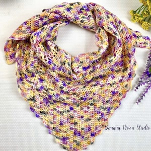 Digital Crochet Pattern for a Triangular Neck Scarf or Shawlette