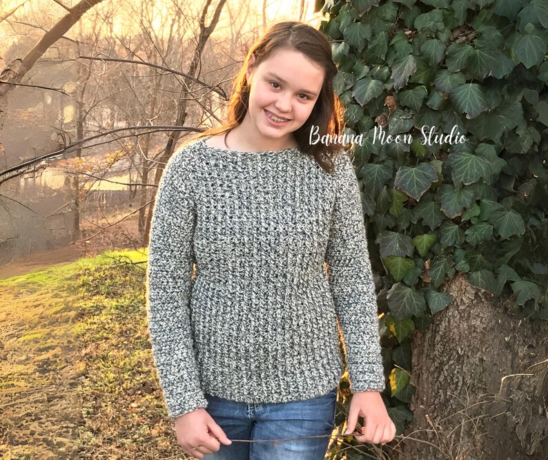 Digital Crochet Pattern for a Women's Raglan Sleeve Pullover Sweater image 9