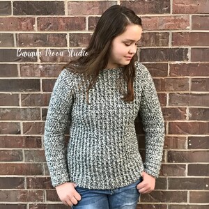Digital Crochet Pattern for a Women's Raglan Sleeve Pullover Sweater image 4