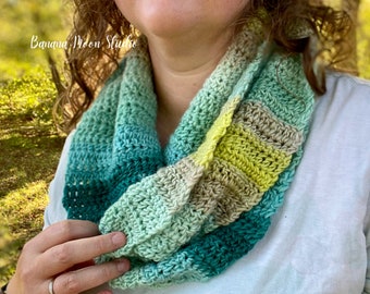 Digital Crochet Pattern for a Beginner Crochet Infinity Scarf