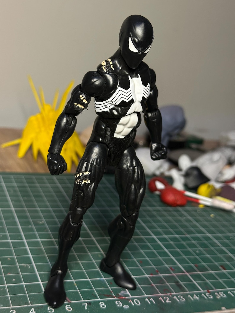 Symbiote SpiderMan Black Suit Headsculpt for 1/12 Spider-Man Figures image 9