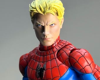Escultura de cabeza rubia de Peter Parker para Spider-Man Mafex a escala 1/12