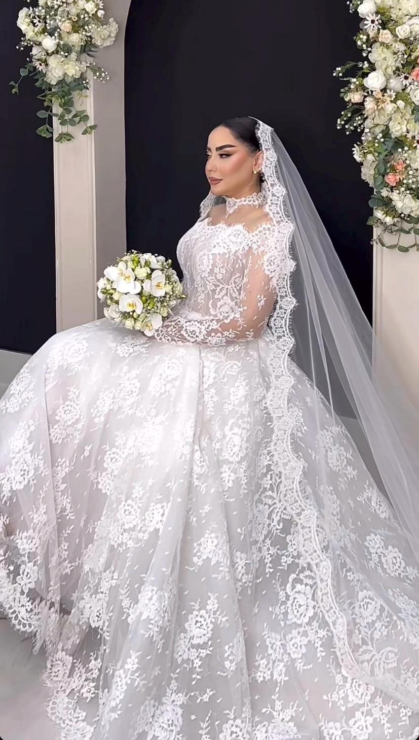 French Lace A-Line Wedding Dress