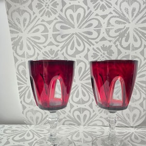Vintage Cristal D&#39;Arques Durand Gothic Ruby Red Cut to Clear Wine Glasses – Set of 2 – France